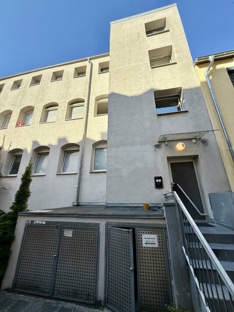 Hinterhaus_Eingang